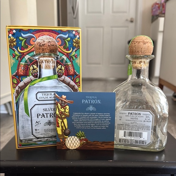Limited Edition Silver Patrón Tequila Box - Picture 11 of 13